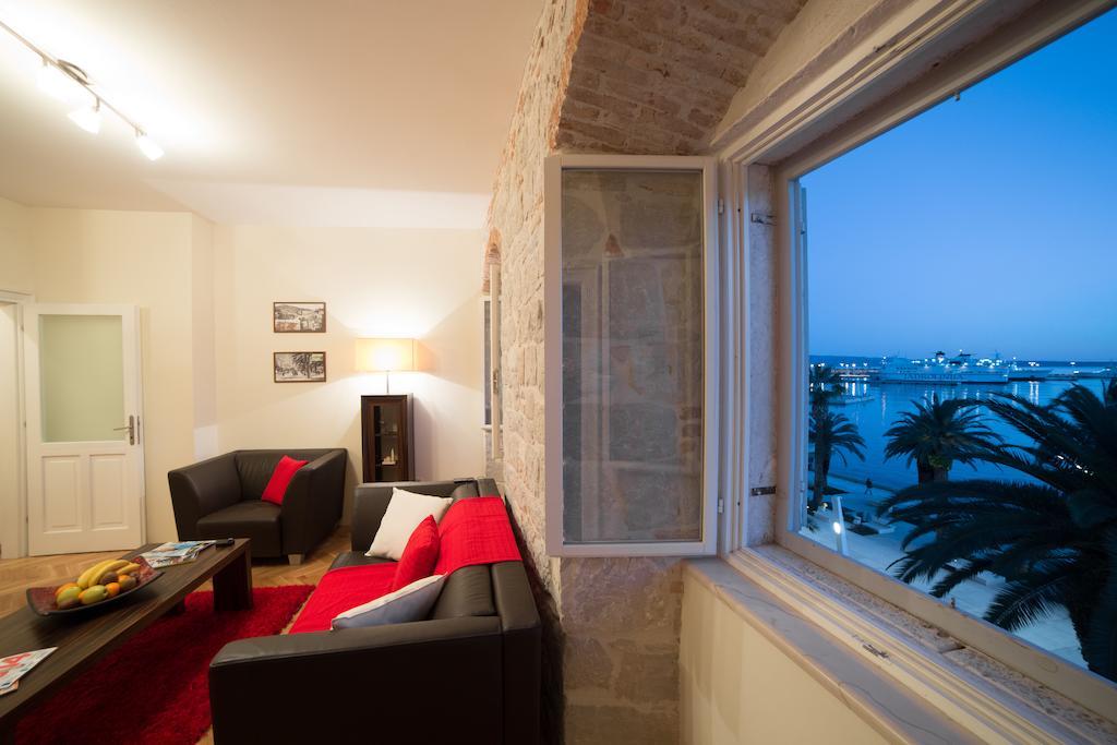 Luxury Apartment Riva With A Magnificient View สปลิท ภายนอก รูปภาพ