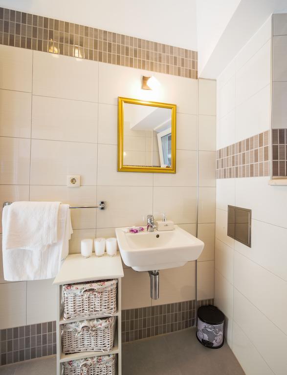 Luxury Apartment Riva With A Magnificient View สปลิท ภายนอก รูปภาพ